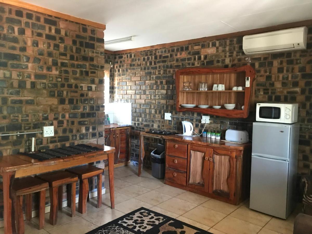 Monkey Mountain Family Lodge